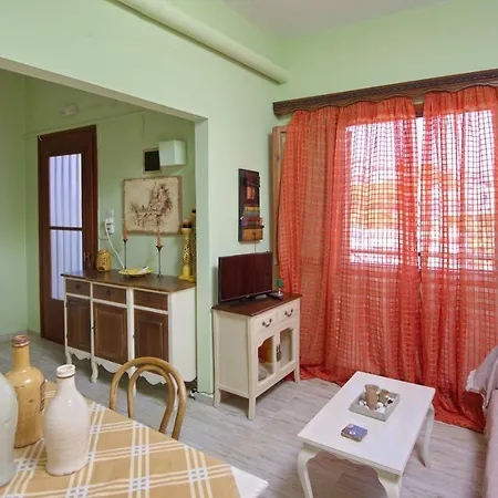 Theodora Apartment